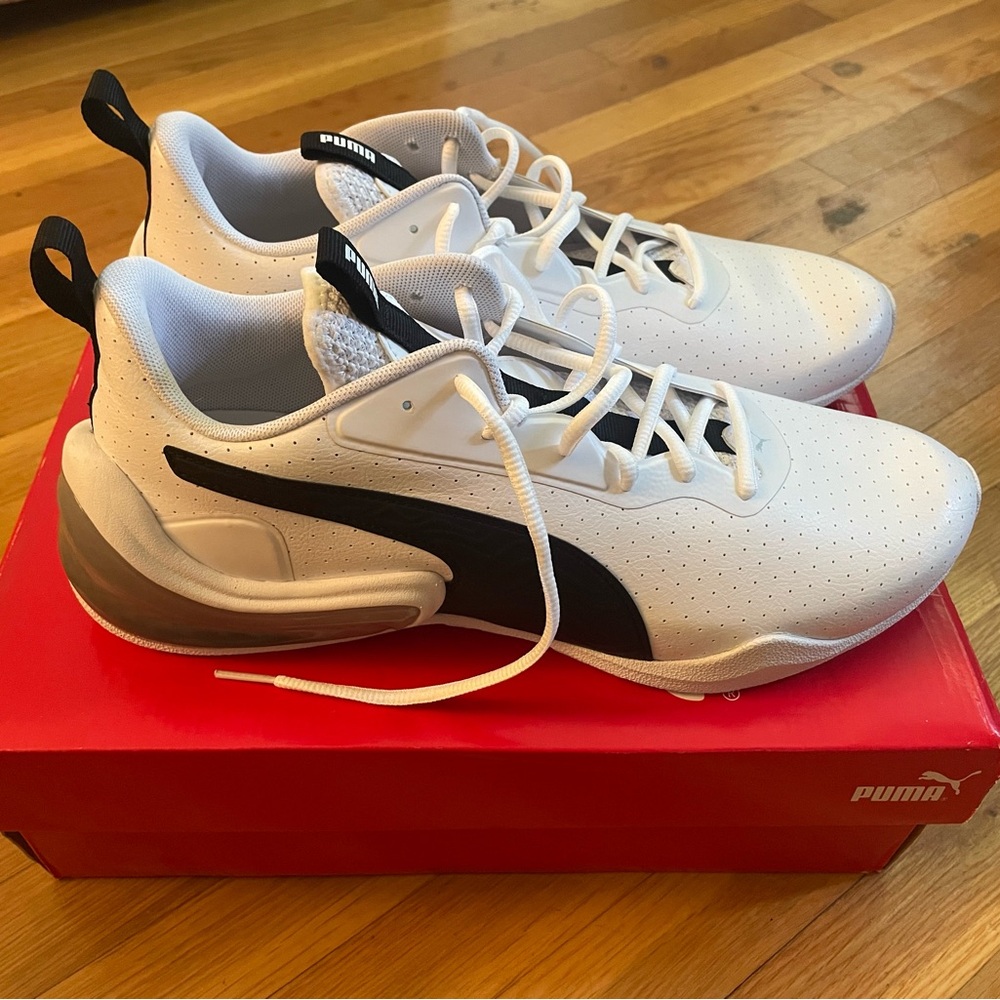 Puma Dynamic White and Black Trainers